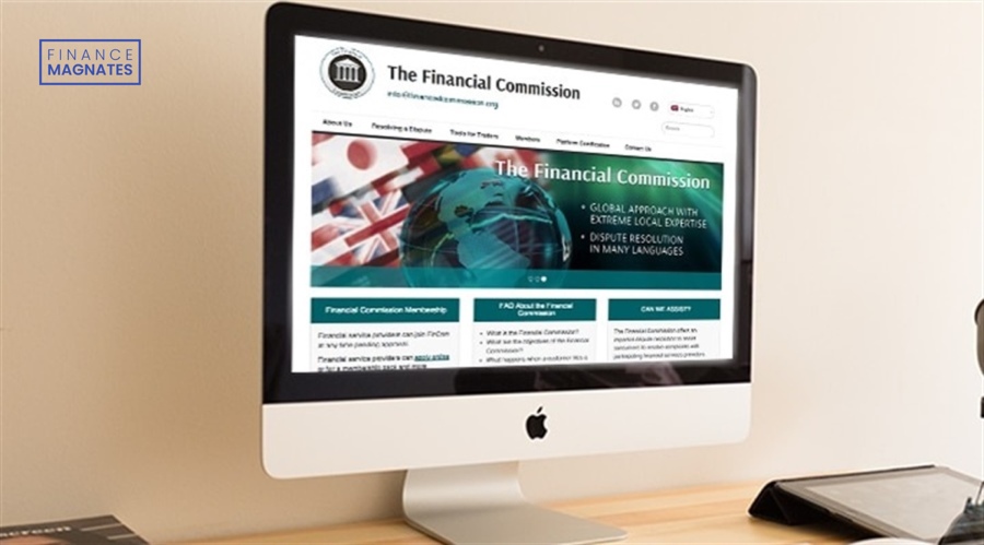 市委政法委召开全体会议暨委员述职会议