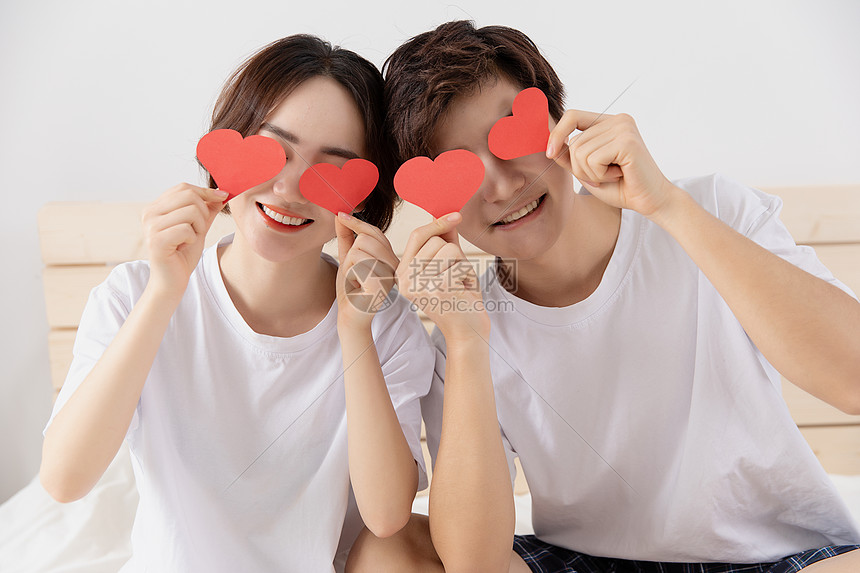 巨鲸Strategy(MSTR.US)再秀财技：9%股息优先股狂揽28亿美元加码比特币