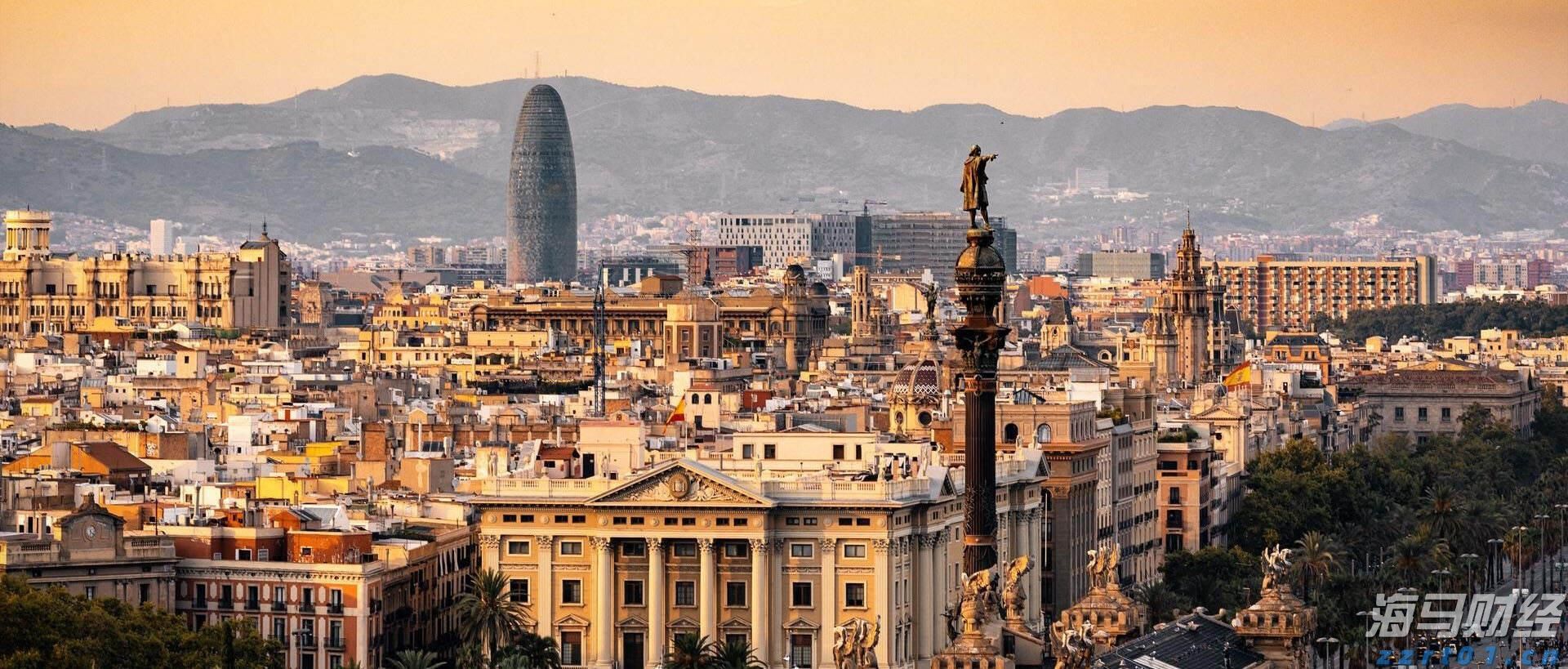 中汽协：2025年7月汽车出口57.5万辆 环比降2.8% 同比增22.6%